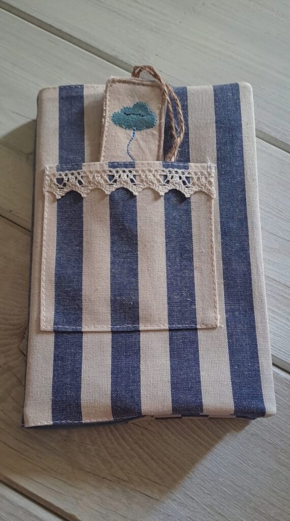 Copertina libro in tessuto