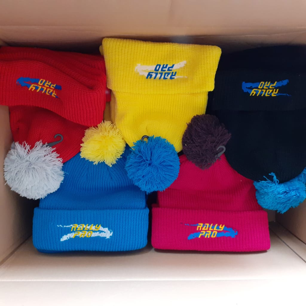 Berretti in consegna