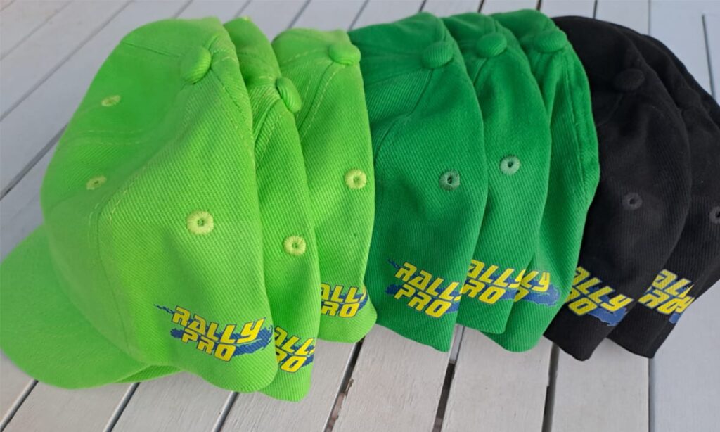 Cappellini vari colori copertina