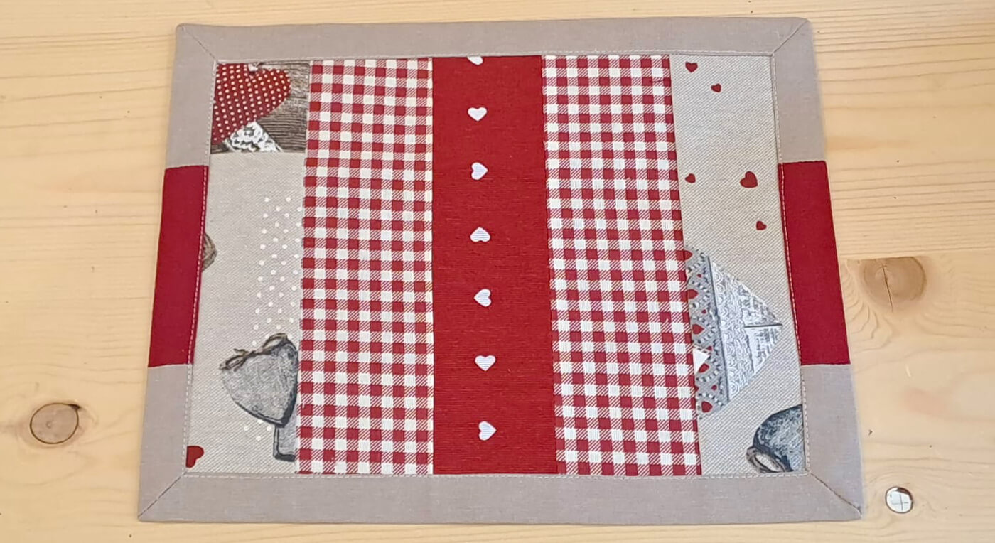 Tovaglietta davanti ultimata