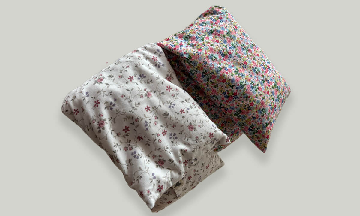 cuscini con noccioli di ciliegia, realizzati in misure personalizzate