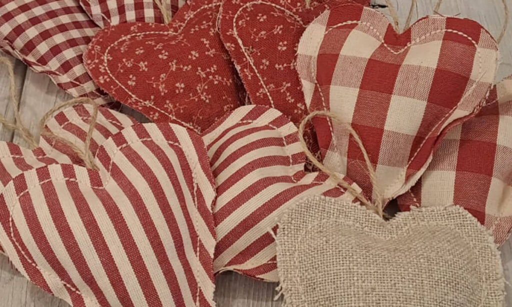 Dettaglio ingrandito del gruppo di cuori