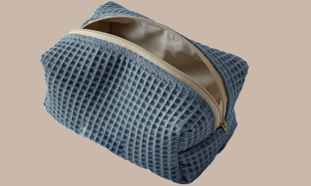 pochette in nido d'ape color carta da zucchero